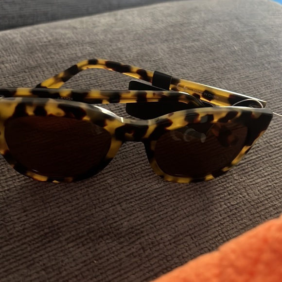 NWT J.crew Cabana oversized sunglasses - Picture 5 of 6